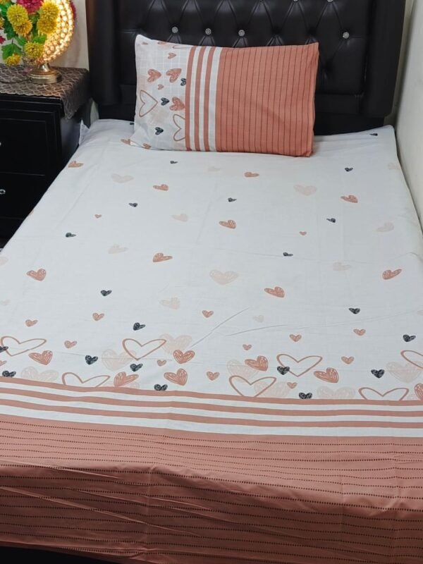 Heart Printed Bedsheet Set - 4 pcs