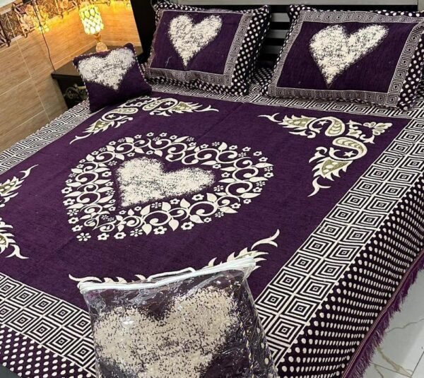 Heart Printed Double Bedsheet Set - 4pcs