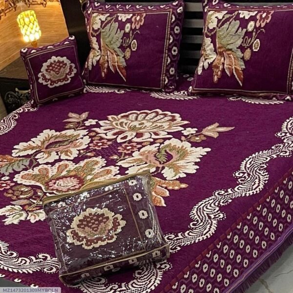 Velvet Double Bedsheet-4 Pcs