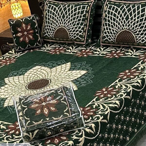 Velvet Double Bedsheet-4 Pcs